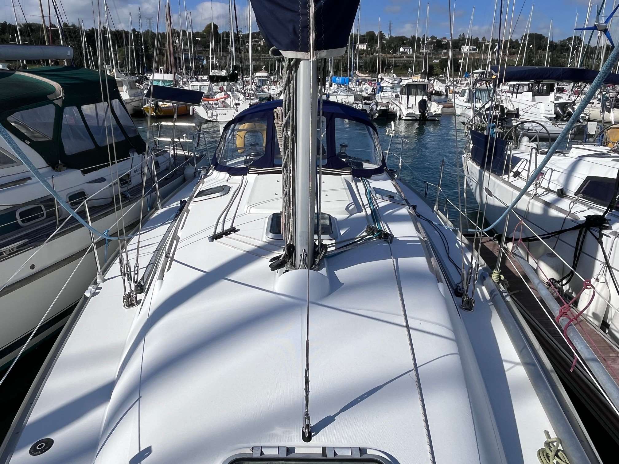 slider 6 Jeanneau Sun Odyssey 35